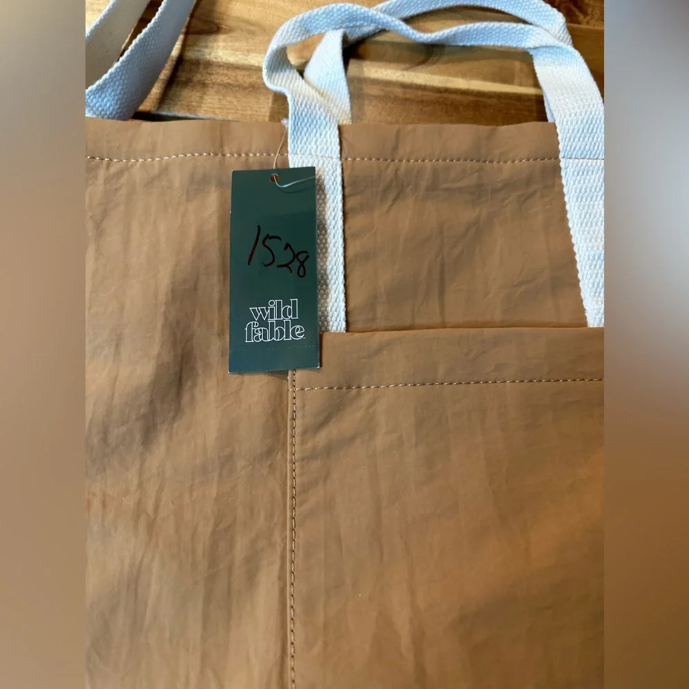 Wild Fable Bags | Tote Bag| Brown| Tar |. NWT - Picture 8 of 10